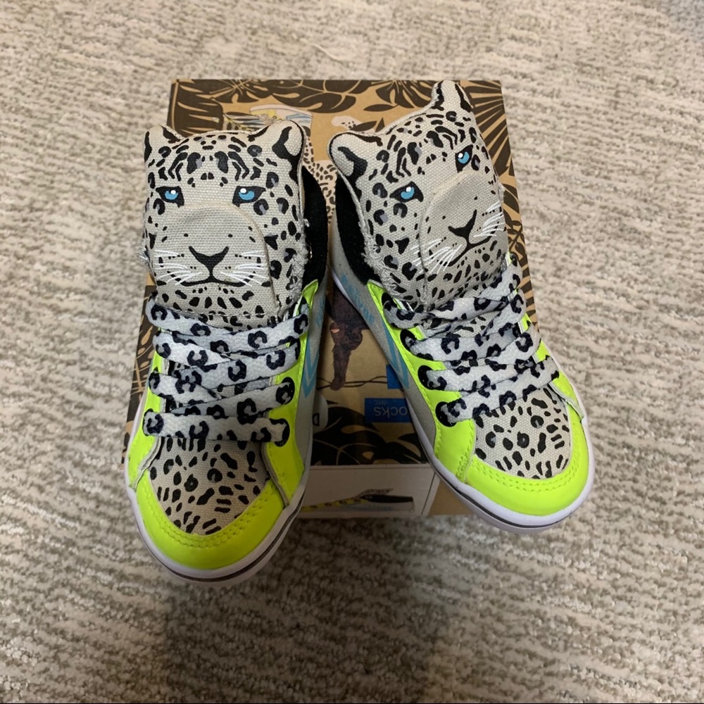 ✨Brand new✨ Feiyue boys sneaker